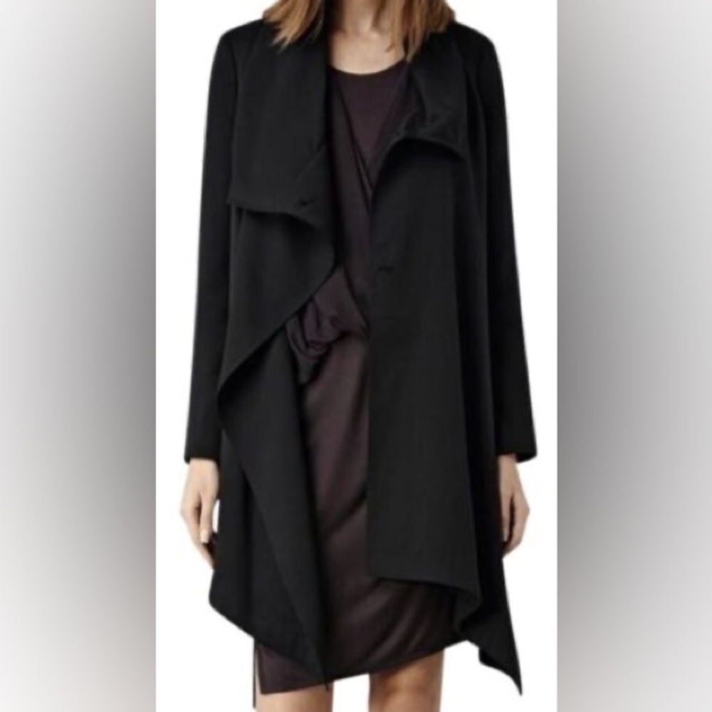 All Saints Aiko Monument Coat in Black.
Size 4.